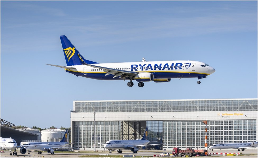 Ryanair își restrânge operațiunile pe 13 aeroporturi. Calendarul schimbărilor din 2026 și 2027