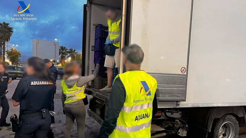 Șofer român, prins cu 1,4 tone de cocaină într-un camion frigorific. Susține că nu știa ce transportă