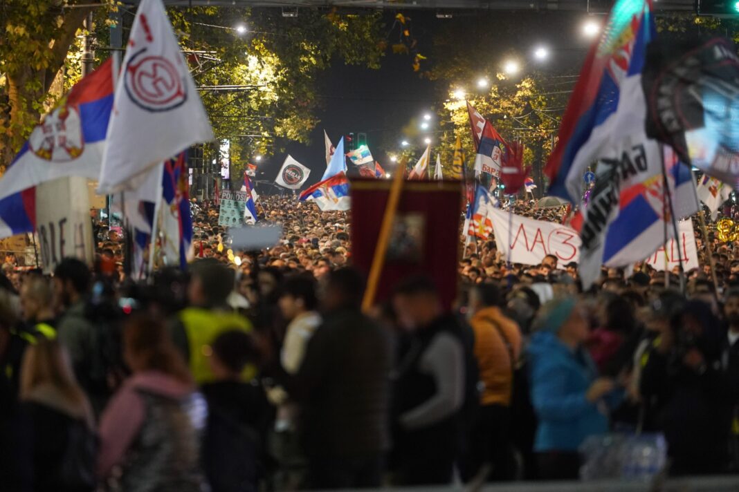 Studenții care au învins partidul lui Vučić se pregătesc să formeze guvernul Serbiei, fără un lider desemnat