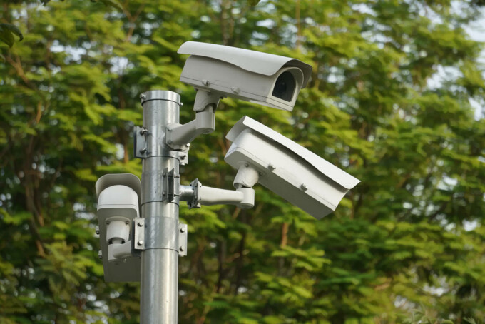 Supraveghere cu AI într-un parc din Tulcea / Primăria înjumătățește cheltuielile cu paza publică / Se transmite prin difuzoare un avertisment audio pentru cei care pescuiesc ilegal sau mută mobilierul