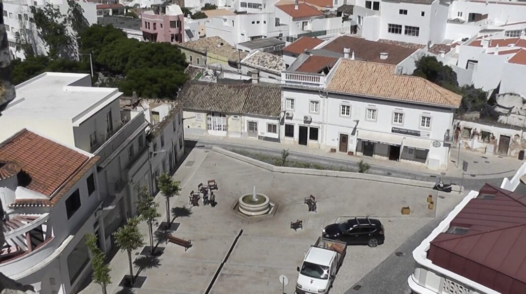 Trei muncitori în construcţii găsiţi morţi pe şantierul unui rezervor de apă din Portugalia / Potrivit presei, ar fi români
