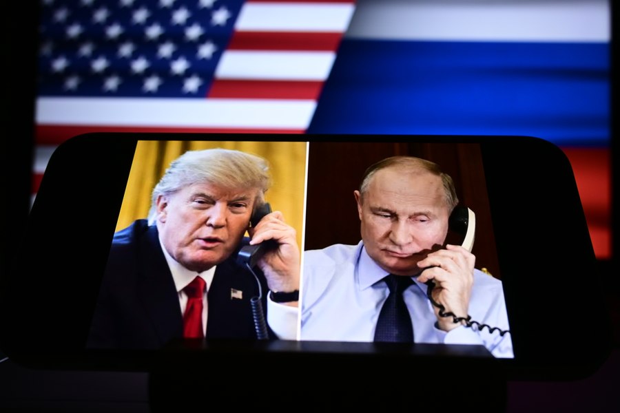 Trump spune că Putin a fost de acord cu o livrare masivă de motorină pe piețele din SUA și din întreaga lume