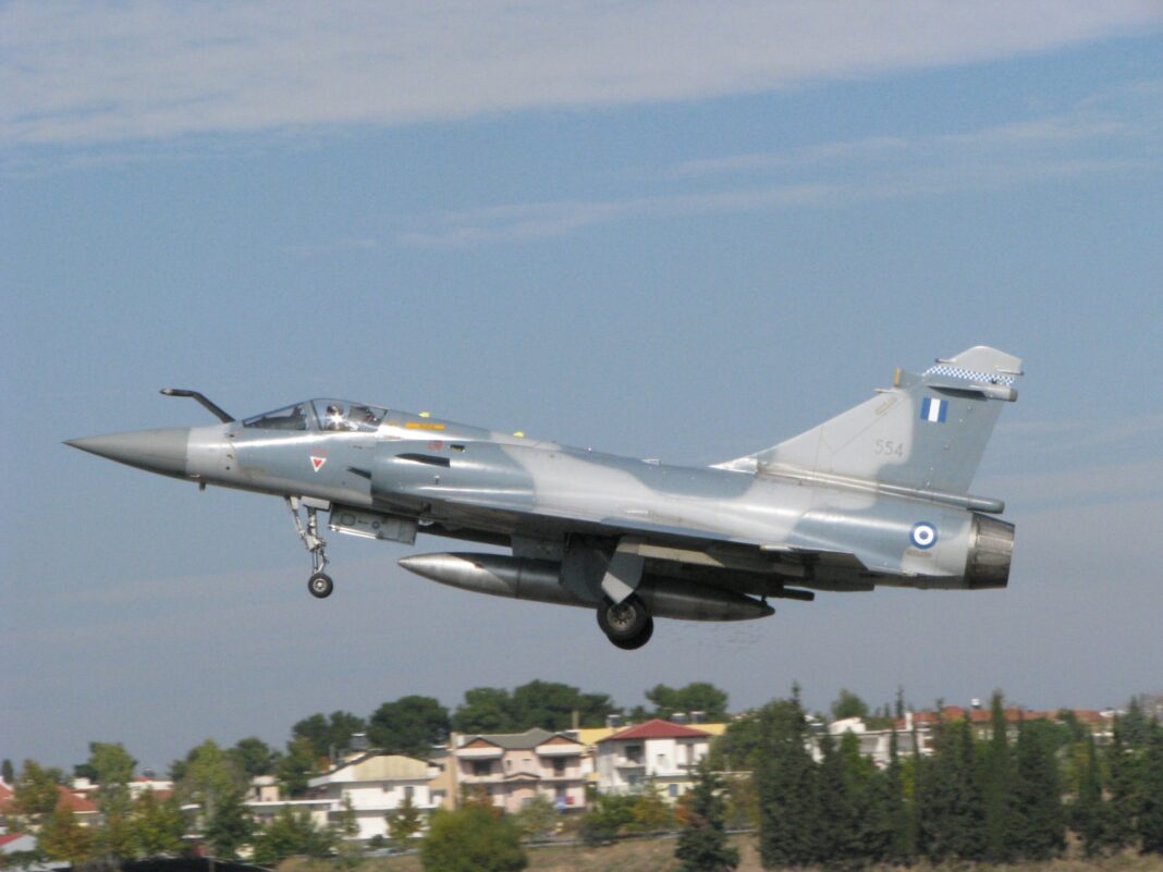 Un mort după prăbușirea unui avion de vânătoare Mirage 2000D lângă Nancy, în nord-estul Franței