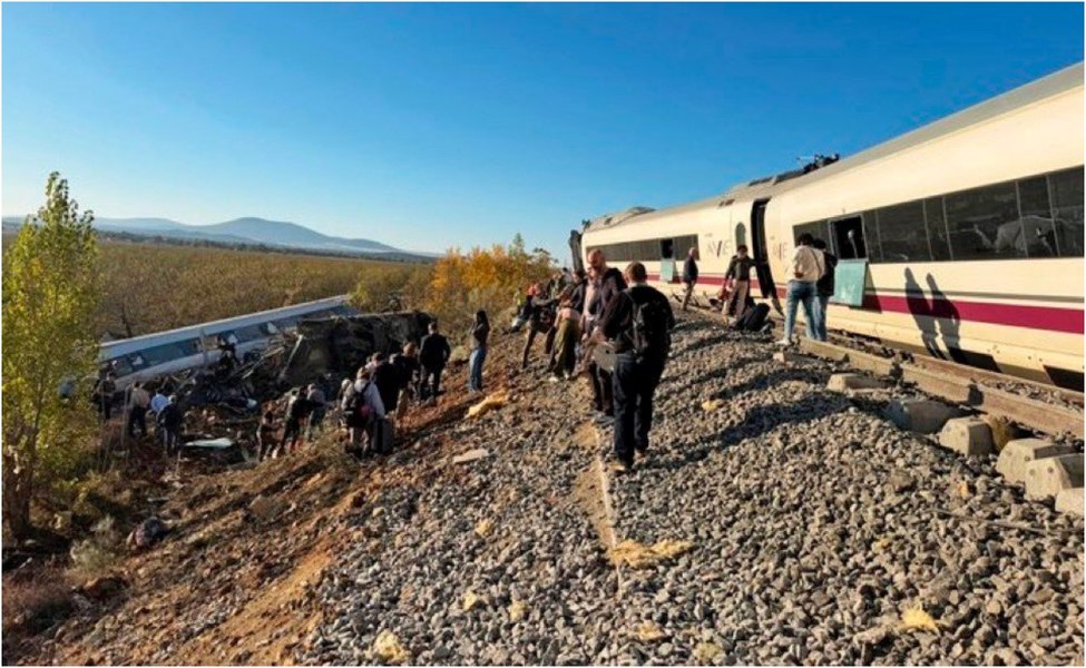 Un român a fost primul care a sunat la 112 după tragedia feroviară din Spania: „A fost o explozie ca o bombă”