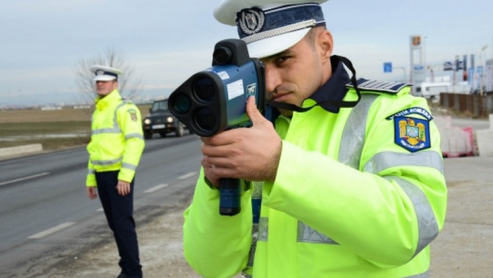 Un șofer din Timiș, prins cu 207 km/h pe un drum cu limită de 70 km/h. Ce amendă a primit