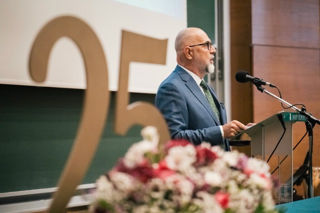 Universitatea maghiară Sapientia, 25 de ani de activitate în Ardeal / Kelemen Hunor: Majoritatea tinerilor care studiază aici s-au născut deja într-o Transilvanie în care există o universitate maghiară