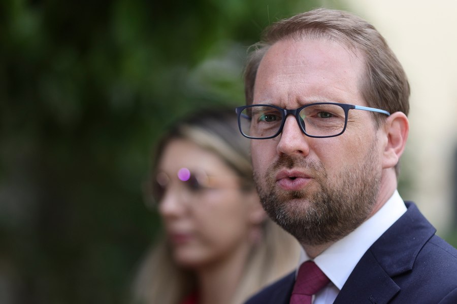 USR susține alegerile anticipate și nu va vota un guvern cu miniștri PSD. Dominic Fritz: „România merită mai mult”