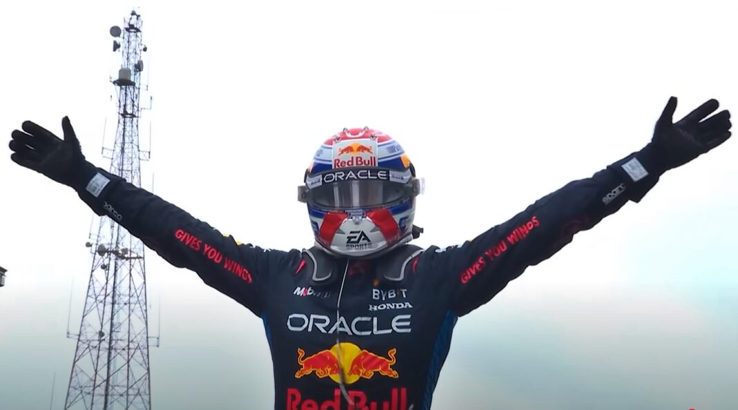 Verstappen, prima victorie din carieră în Singapore – Hamilton a ratat podiumul