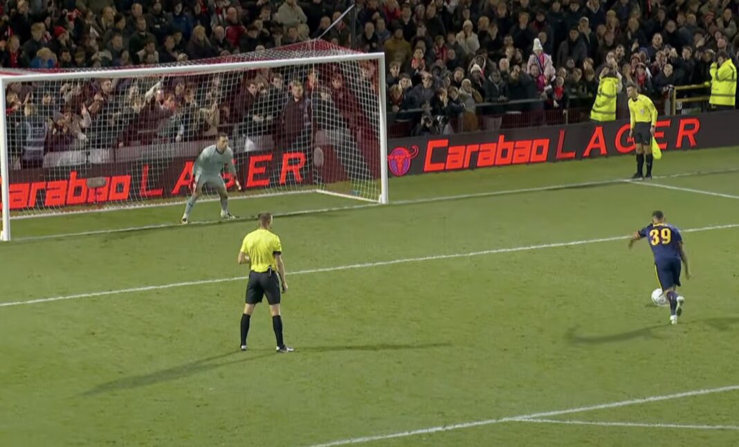 VIDEO Arsenal a fost eliminată de o echipă din liga a patra din Cupa Angliei / Fleetwood e ocupanta locului 18 în League Two
