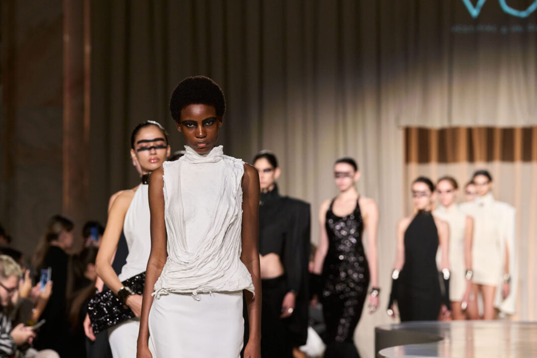 VOL primăvară-vară 2027 la Mercedes-Benz Bucharest Fashion Week: Feminitatea nu trebuie să fie delicată pentru a fi puternică