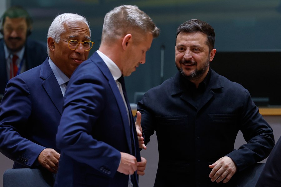 Zelenski a cerut României și țărilor vecine să permită tranzitul cerealelor ucrainene. Anunțul făcut de premierul Ungariei