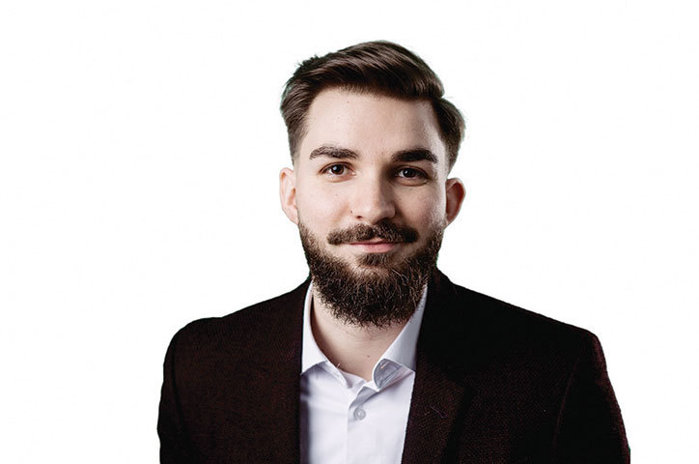 ZF Deschiderea de astăzi la Bursă. Antonio Oroian, Goldring: Menţinerea ratingului de către S&P ar oferi României doar un răgaz, având nevoie de decizii pentru reducerea deficitului şi construcţia bugetului pe 2027