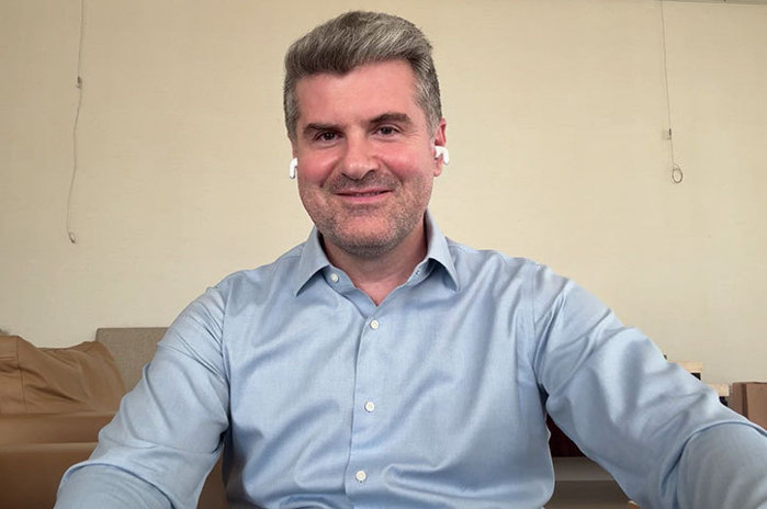 ZF IT Generation. Lucian Despoiu, fondator IMPACTUM Group: Prin programul de accelerare Go Global > South căutăm zece fondatori care să meargă pe pieţele emergente din Asia de Sud-Est. Nu vrem antreprenori „care se simt confortabil lucrând din Dorobanţi“, ci pe cei „pe care îi arde să iasă din ţară şi să creeze impact global“